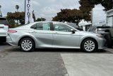 Used 2019 Toyota Camry LE image 3