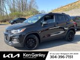 Used 2022 Chevrolet Trax LT w/ Midnight Edition image 2
