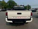 Used 2021 Toyota Tacoma TRD Sport w/ Technology Package image 5