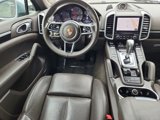 Used 2017 Porsche Cayenne Platinum Edition image 4