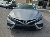 Used 2021 Toyota Camry SE image 2