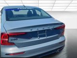 Certified 2022 Volvo S60 B5 Momentum w/ Premium Package image 3