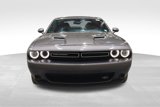 Used 2022 Dodge Challenger SXT image 2