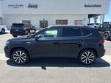 Used 2022 Volkswagen Taos SE image 2