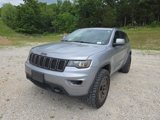 Used 2016 Jeep Grand Cherokee Laredo 75th Anniversary image 3