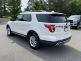 Used 2017 Ford Explorer XLT w/ Equipment Group 202A image 5