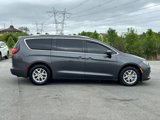 Used 2020 Chrysler Voyager LX image 2