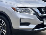 Used 2019 Nissan Rogue SV w/ Premium Package image 5