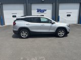 Used 2020 GMC Terrain SLE w/ Driver Convenience Package image 2
