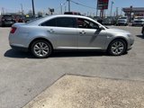 Used 2010 Ford Taurus SEL image 3