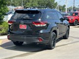 Used 2019 Toyota Highlander SE image 5
