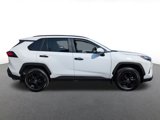 Used 2022 Toyota RAV4 XLE image 2