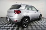 Used 2025 Hyundai Venue SEL image 3