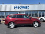 Used 2017 Chevrolet Traverse LT w/ Style and Technology Package image 2