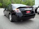 Used 2009 Nissan Altima 3.5 SE image 2