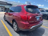 Used 2020 Nissan Pathfinder SV image 3