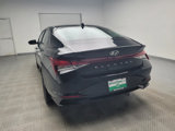 Used 2023 Hyundai Elantra SEL w/ Preferred Accessory Package image 6