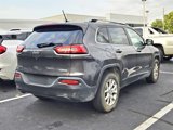 Used 2015 Jeep Cherokee Latitude w/ Comfort/Convenience Group image 2