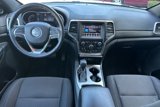 Used 2019 Jeep Grand Cherokee Laredo image 3