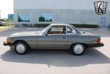 Used 1987 Mercedes-Benz 560 SL image 4