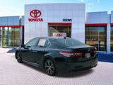 Certified 2019 Toyota Camry SE image 5