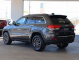 Used 2019 Jeep Grand Cherokee Limited image 3