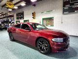 Used 2019 Dodge Charger SXT image 4