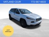Used 2017 Jeep Cherokee Sport image 1
