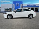 Used 2021 Toyota Corolla LE image 3