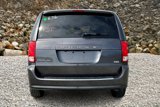 Used 2018 Dodge Grand Caravan SE image 4