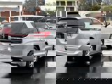 Used 2023 Chrysler Pacifica Touring-L image 3