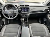 Used 2023 Chevrolet TrailBlazer LT w/ Convenience Package image 3