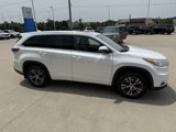 Used 2016 Toyota Highlander XLE image 4