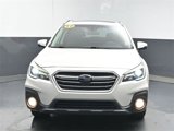 Used 2019 Subaru Outback 2.5i Touring image 3