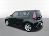 Used 2016 Kia Soul + image 5