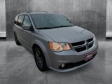 Used 2017 Dodge Grand Caravan SXT image 3