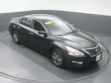Used 2015 Nissan Altima 2.5 S w/ Sport Value Package image 2