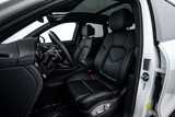 Certified 2025 Porsche Macan T image 5