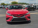 Used 2020 Toyota Camry SE image 3