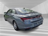 Certified 2022 Hyundai Elantra SE image 3