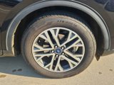 Used 2020 Ford Escape SEL image 3