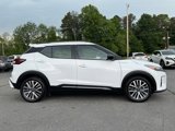 Certified 2024 Nissan Kicks SR image 2