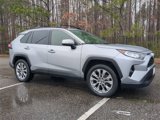 Used 2020 Toyota RAV4 XLE Premium image 3