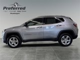 Used 2023 Jeep Compass Latitude image 2