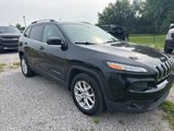 Used 2016 Jeep Cherokee Latitude image 2