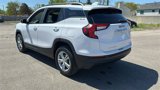 Certified 2022 GMC Terrain SLE w/ Driver Convenience Package image 4