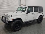 Used 2018 Jeep Wrangler Unlimited Sahara w/ Connectivity Group image 4