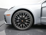 Certified 2025 Porsche Panamera 4 image 6