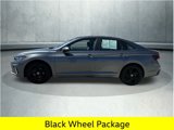 Used 2025 Volkswagen Jetta SE w/ Sunroof Package image 2