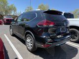 Used 2018 Nissan Rogue SV w/ Premium Package image 4